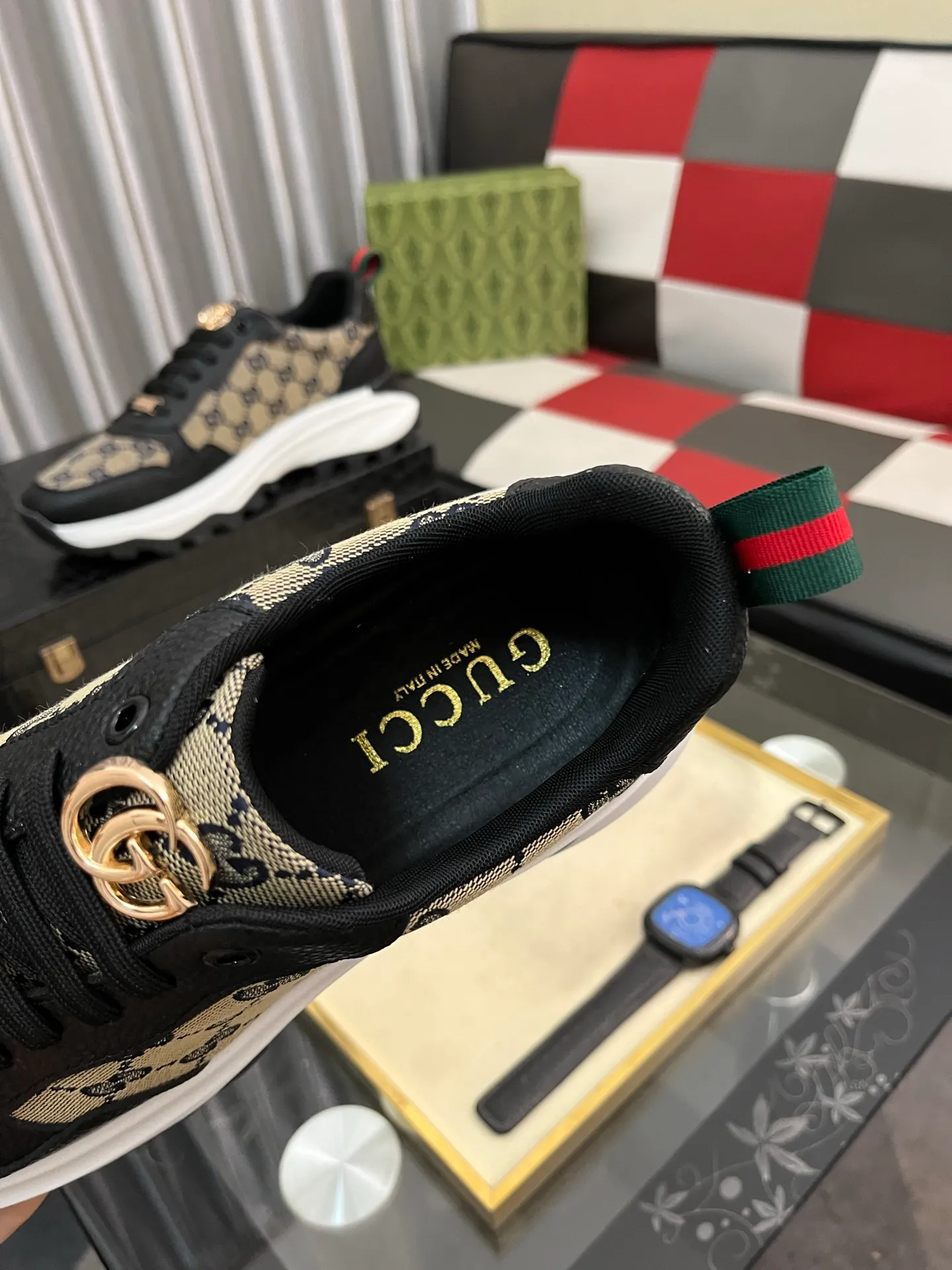 Men's shoes 💰458⌚️⌚️ Gucci •Gucci original quality. ~ Unique modern style sneakers. 🏃A must-have casual shoe for trendy men😍😍 Original brand imported from Italy, imported original leather, sheep lining (refuses to discolor and grind feet) Sole: Original sole provided by the original factory, French lazy style design ⚠️Fit to the feet, original quality attached, super comfortable original sole, code number: 38-444️⃣Colors available